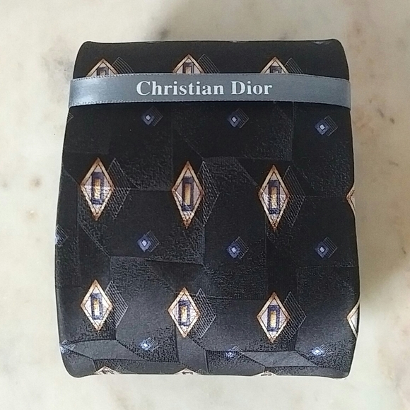 DIOR - NWT beautiful classy black diamond silk tie - Picture 2 of 5